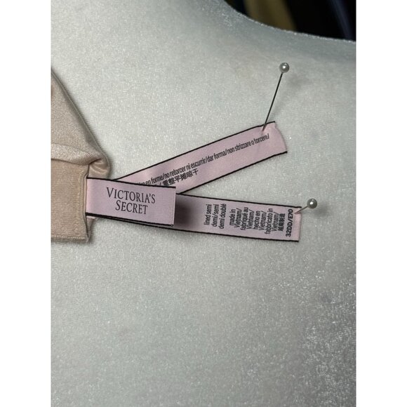 Victoria's Secret Lined Semi Demi Bra 32DD Beige NEW Wireless Padded Smooth - Picture 6 of 7